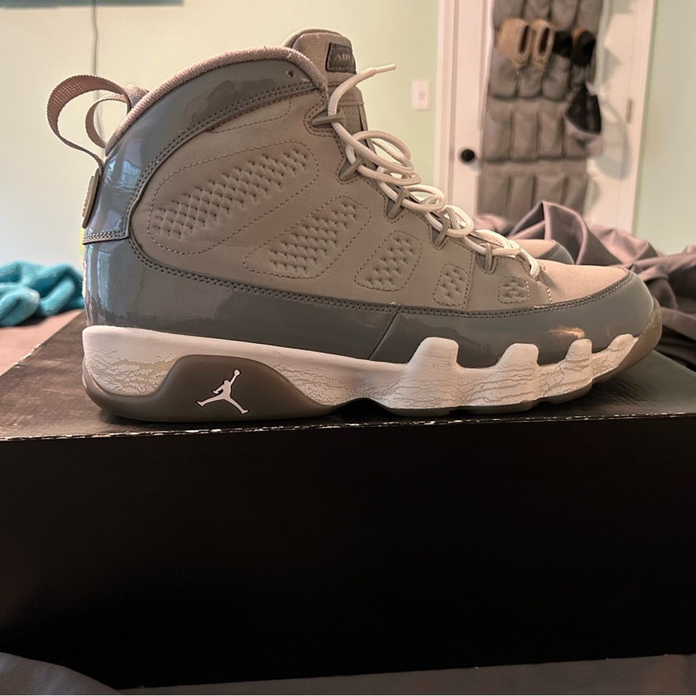 2012 cool grey 9 size 11